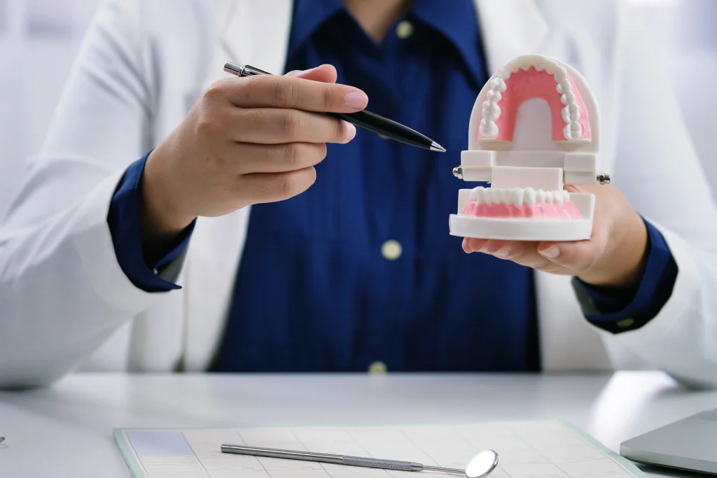 Dental Prosthesis in Jeddah: Fixed & Removable Solutions & Their Lifespan Dental Prosthesis in Jeddah: Fixed & Removable Solutions & Their Lifespan